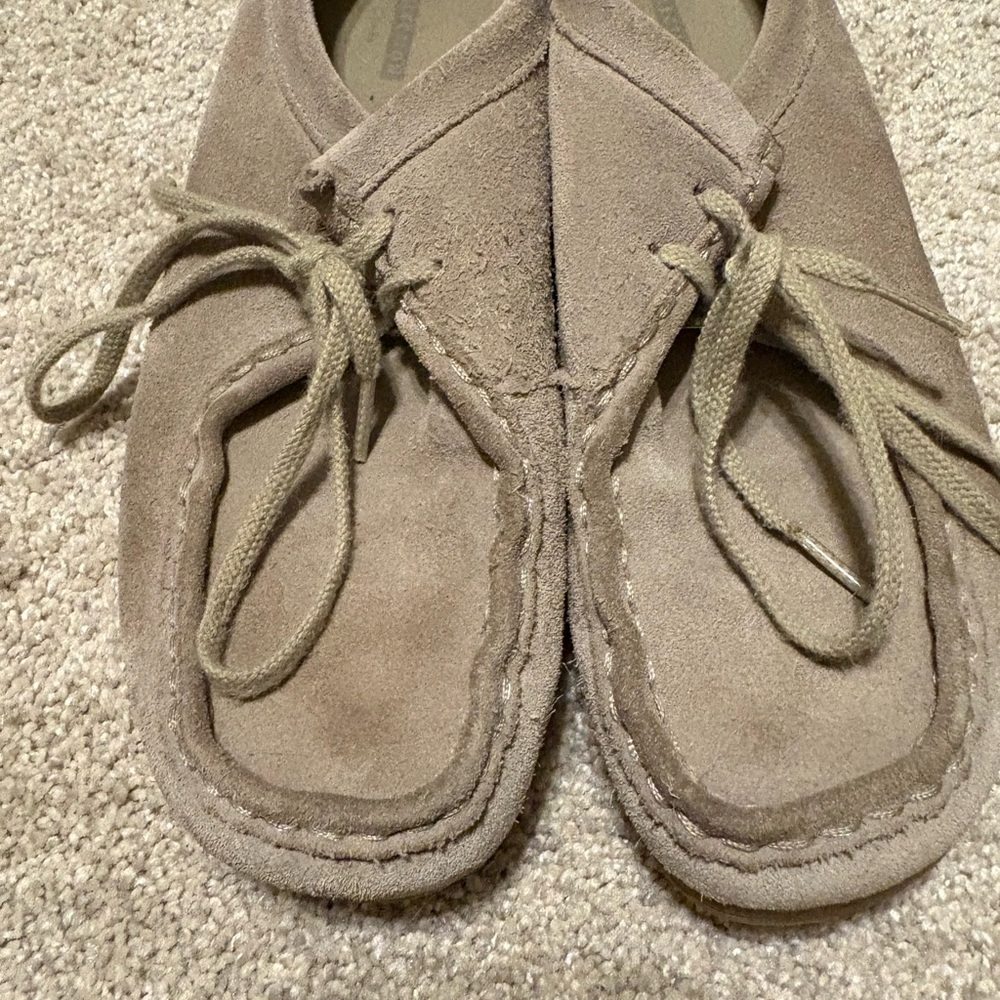 Clarks Women's Beige Suede Moccasins - Picture 2 of 6